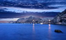 2020年农历闰四月二十七日出生男孩五行缺木好听名字