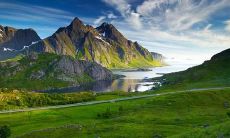 2020年农历闰四月初十出生女孩八字喜木起名