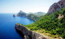 2020年农历闰四月十六日五行缺土女孩文雅起名