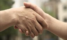 手相中有元宝纹是富贵的象征吗