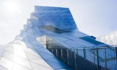 梦见蛇被斩首并复活