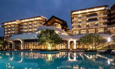 梦见亲人坐飞机预示什么？