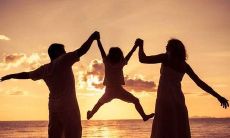 刑克父母的八字特征