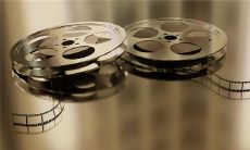 梦见鞋被别人穿坏了是什么意思