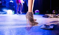 梦见老鼠在地上跑