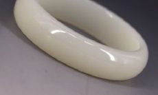 白玉菩提五行属什么 白玉菩提不能乱戴